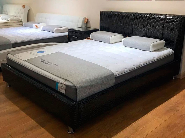 Двуспальная кровать Nuvola 7