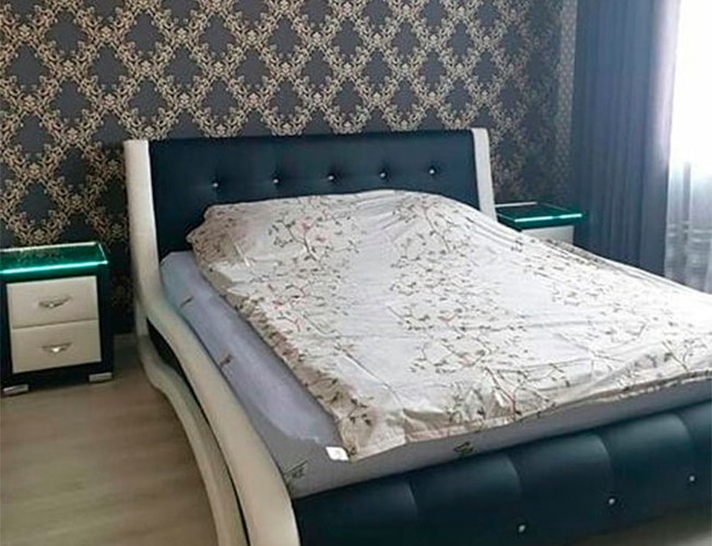 Кровать Leonardo в коже